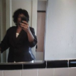 Meet your Posher, Janice